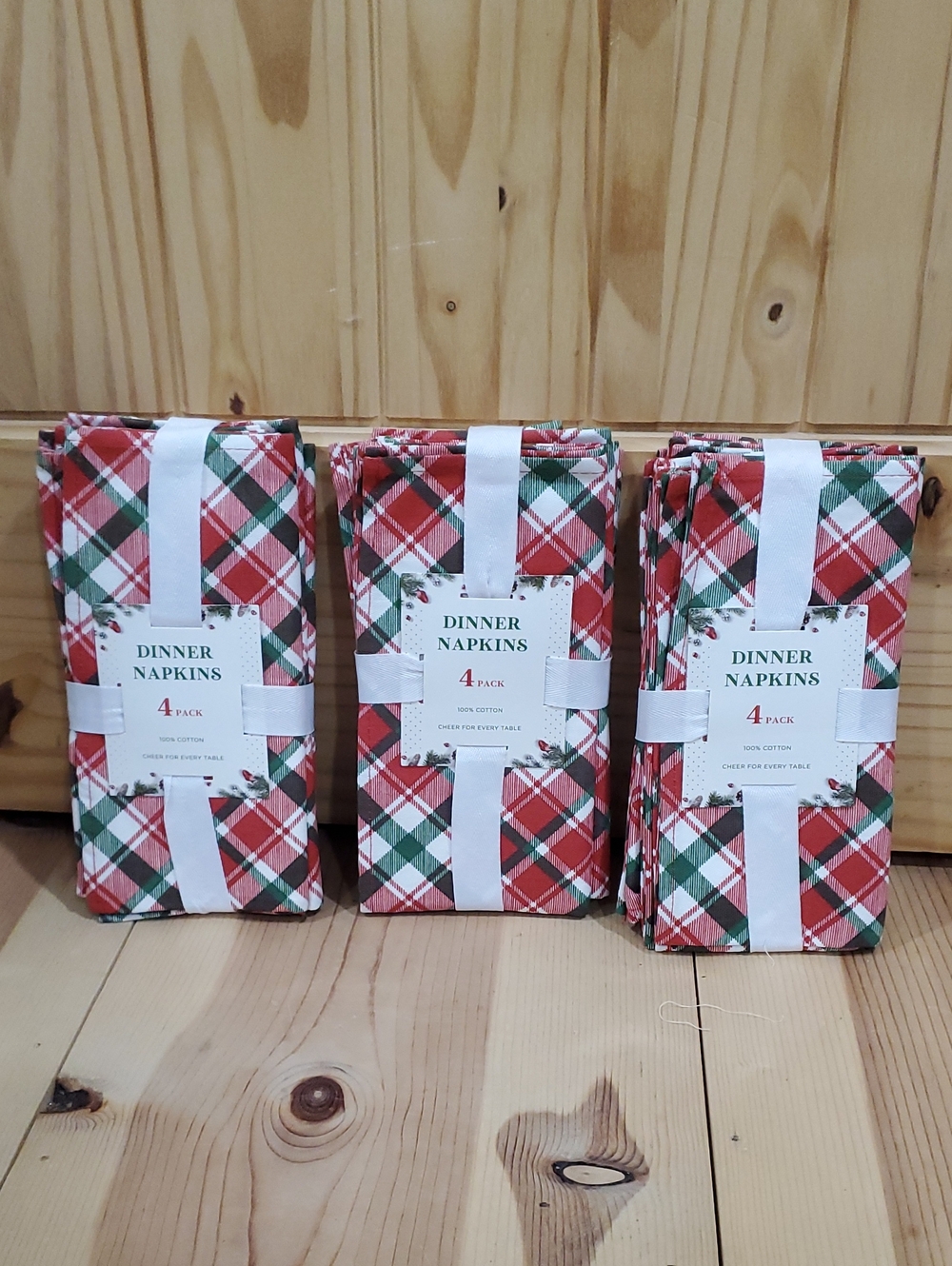 Nwt Plaid Christmas Napkins